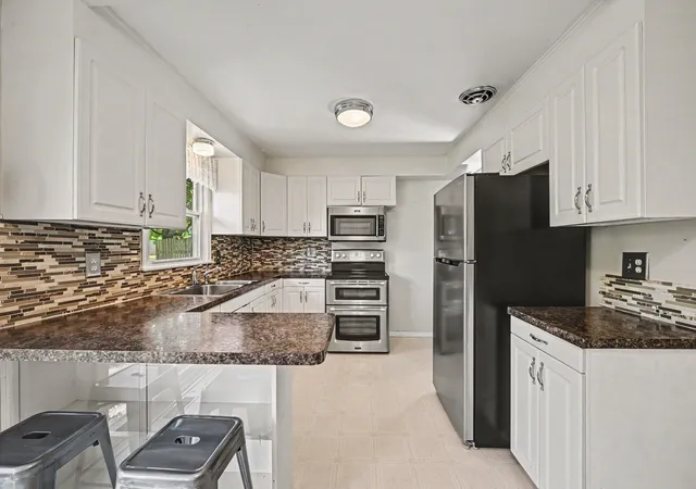 Photo 2 of Single family home for sale at 8439 Colfax Ave S, Minneapolis, MN 55420 | MLS# 7121381 | Listing updated on 2026-10-20