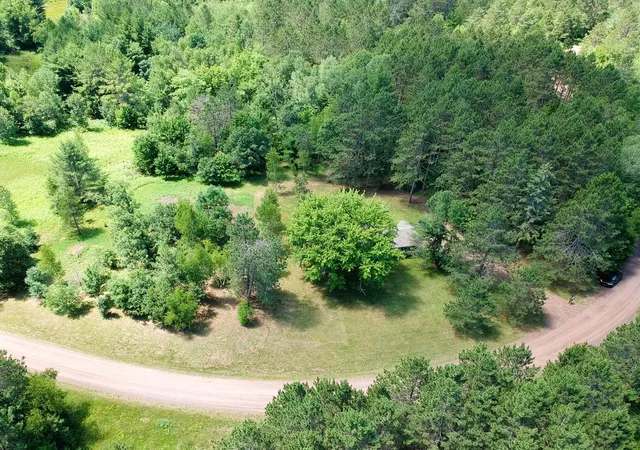 4th image of 4822 Setting Sun Trail Wy, Danbury, WI 54830 | MLS# 7121387
