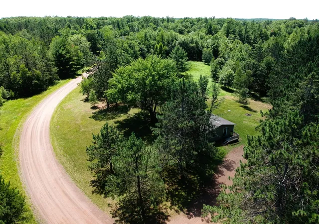 5th image of 4822 Setting Sun Trail Wy, Danbury, WI 54830 | MLS# 7121387