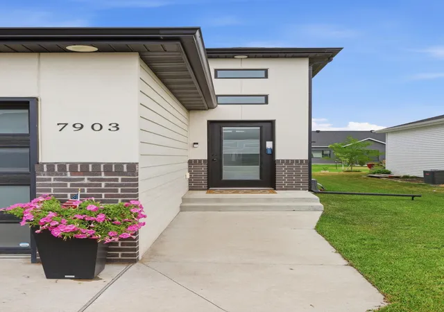 Photo 2 of Sale Pending at 7903 Cottonwood Blvd, Horace, ND 58047 | MLS# 7121388 | Listing updated on 2026-08-27