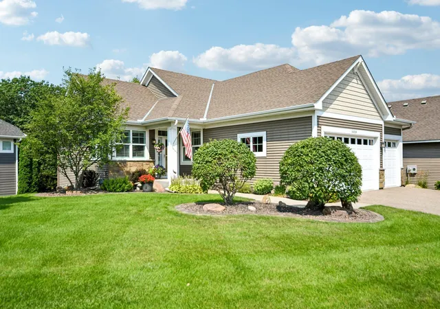 Photo 3 of Sale Pending at 14318 Shore Crst Dr Nw, Prior Lake, MN 55372 | MLS# 7121391 | Listing updated on 2026-08-18