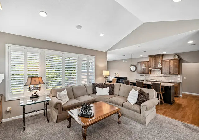 Photo 4 of Sale Pending at 14318 Shore Crst Dr NW, Prior Lake, MN 55372 | MLS# 7121391 | Listing updated on 2026-08-18