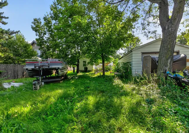 17th image of 606 S Miller Ave, Litchfield, MN 55355 | MLS# 7121405