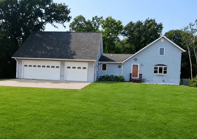 1st image of 3325 Lakewood Dr, Fergus Falls, MN 56537 | MLS# 7121442
