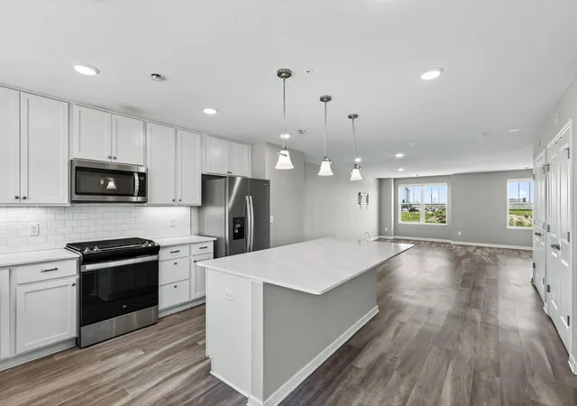 Single family home for sale at 2531 Paddock Path, Shakopee, MN 55379 | MLS# 7121450
