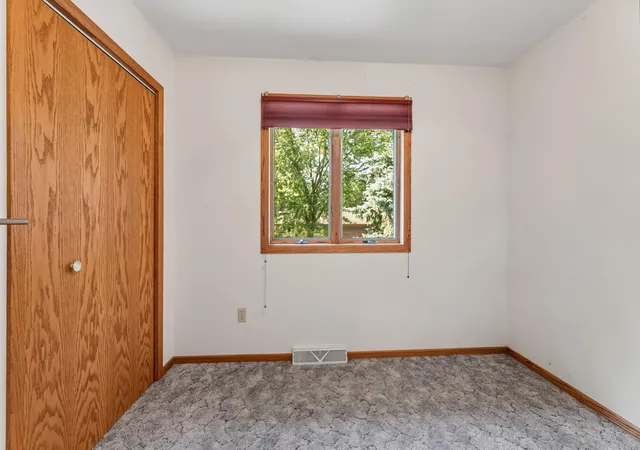Single family home for sale at 708 N Sprague St, Caledonia, MN 55921 | MLS# 7121460 | Listing updated on 2026-08-05
