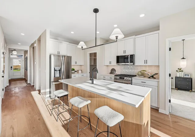 Photo 3 of Single family home for sale at 19140 Cloverleaf Way, Farmington, MN 55044 | MLS# 7121476 | Listing updated on 2026-10-10