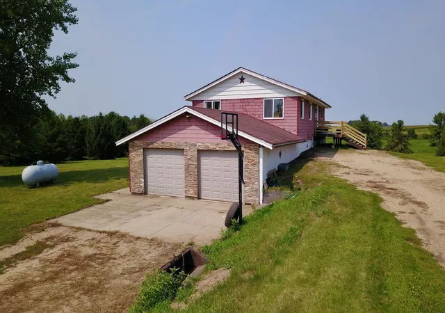 Photo 1 of Single family home for sale at 12321 600th Avenue, Litchfield, MN 55355 | MLS# 7121488 | Listing updated on 2026-09-07