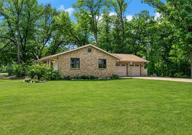 Photo 3 of Single family home for sale at 8485 Scandia Trl N, Forest Lake, MN 55025 | MLS# 7121505 | Listing updated on 2026-09-02