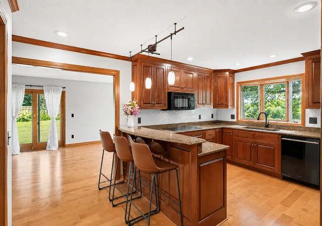 Photo 4 of Single family home for sale at 8485 Scandia Trl N, Forest Lake, MN 55025 | MLS# 7121505 | Listing updated on 2026-10-07