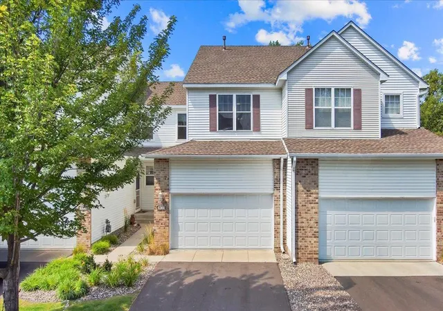 Photo 2 of Single family home for sale at 4560 Blaylock Way #4303, Inver Grove Heights, MN 55076 | MLS# 7121513 | Listing updated on 2026-09-22