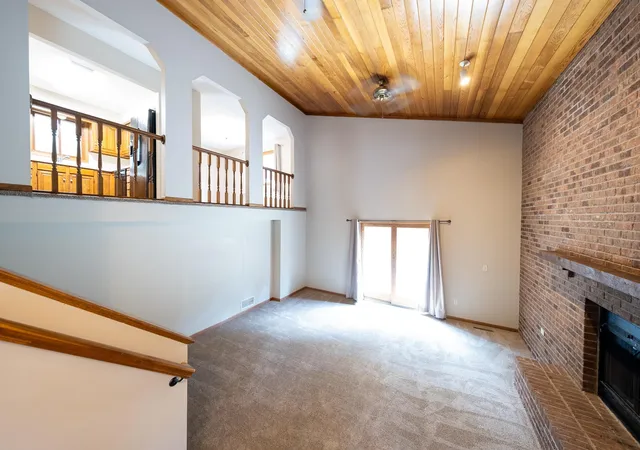2nd image of 2048 128th Ln Nw, Minneapolis, MN 55448 | MLS# 7121524