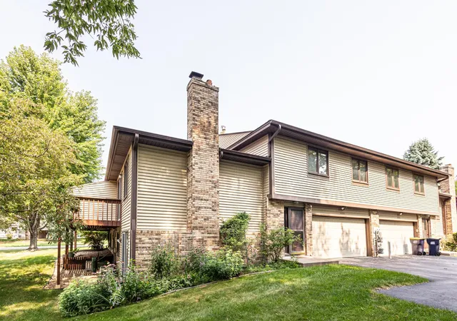 2nd image of 14255 Towers Ln, Eden Prairie, MN 55347 | MLS# 7121561