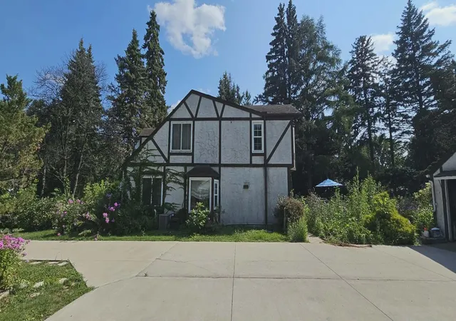Photo 2 of Single family home for sale at 571 Century Ave N, Saint Paul, MN 55119 | MLS# 7121568 | Listing updated on 2026-08-07