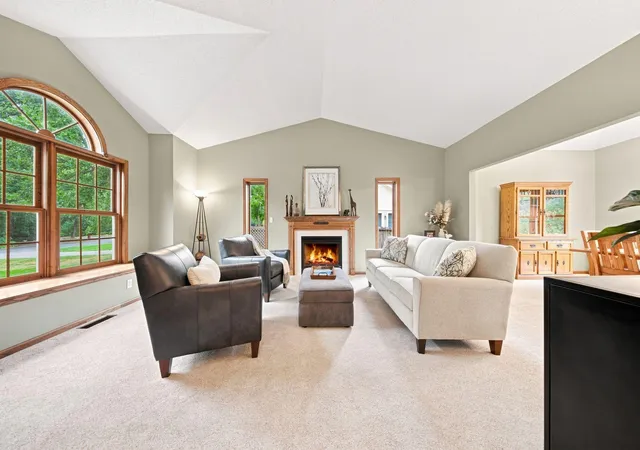 2nd image of 624 Galahad Rd N, Hudson, WI 54016 | MLS# 7121573