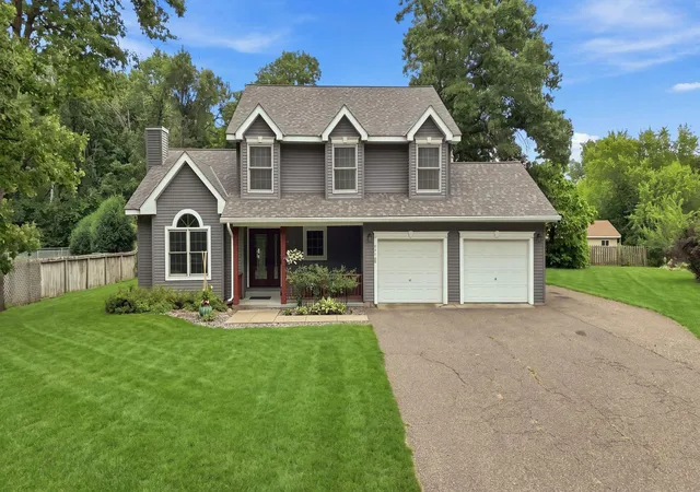 48th image of 624 Galahad Rd N, Hudson, WI 54016 | MLS# 7121573
