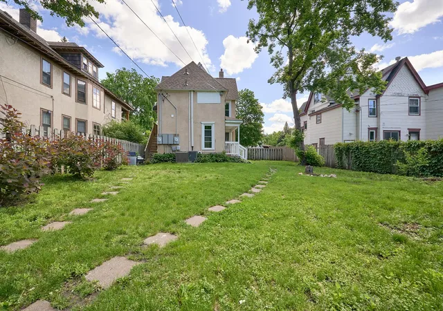Listing Photo 2 - Condo for sale in building located at 3040 Fremont Ave S, Minneapolis, MN 55408 - Unit #