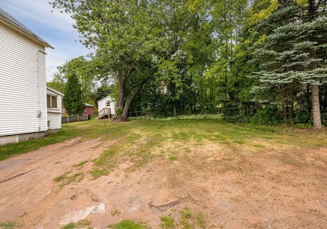 21st image of 1027 E 9th Street, Duluth, MN 55805 | MLS# 7121591
