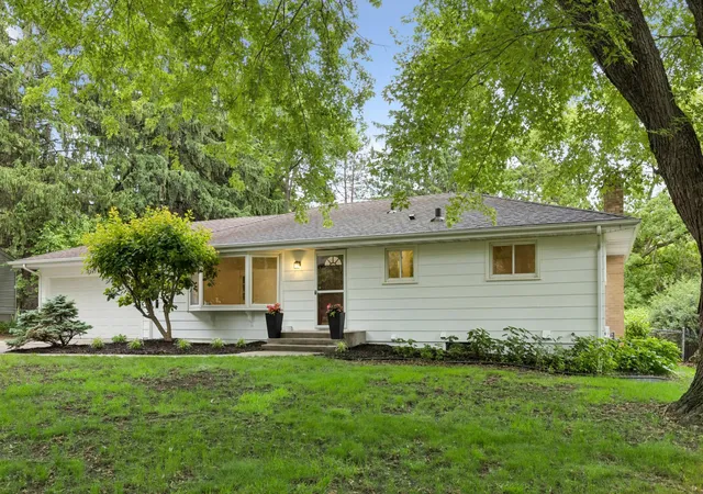 Photo 3 of Sale Pending at 2167 Watertown Rd, Long Lake, MN 55356 | MLS# 7121598 | Listing updated on 2026-08-28