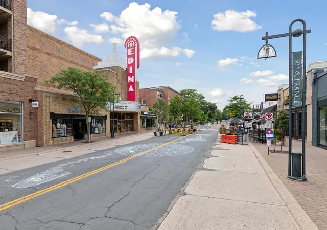 45th image of 5336 Ewing Ave S, Minneapolis, MN 55410 | MLS# 7121605