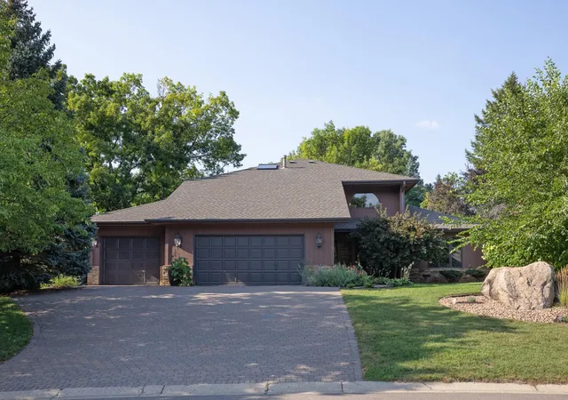 Photo 2 of Sale Pending at 13125 Heritage Way, Saint Paul, MN 55124 | MLS# 7121610 | Listing updated on 2026-09-04