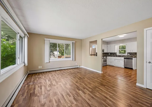 Photo 3 of Sale Pending at 1104 3rd Avenue Ne, Buffalo, MN 55313 | MLS# 7121614 | Listing updated on 2026-08-16