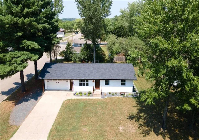 1st image of 421 21st Ave W, Menomonie, WI 54751 | MLS# 7121630
