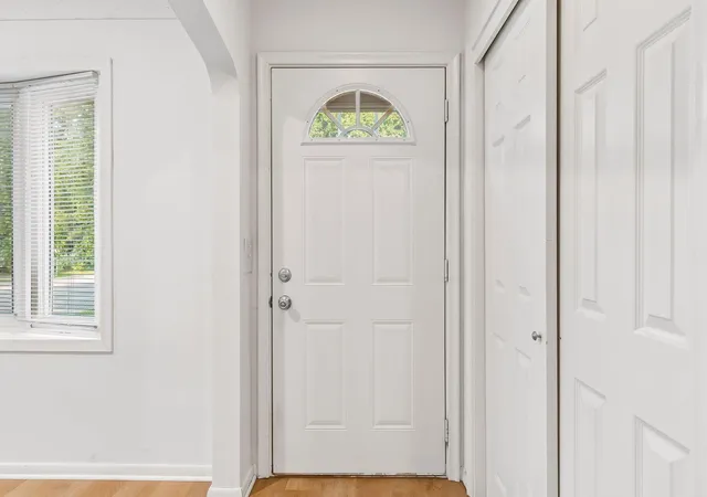 5th image of 409 Milton St S, Saint Paul, MN 55102 | MLS# 7121632