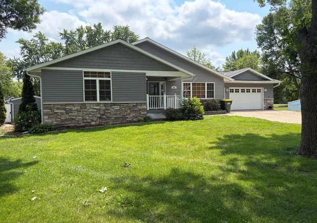 Photo 1 of Single family home for sale at 509 1st Avenue S, Raymond, MN 56282 | MLS# 7121640 | Listing updated on 2026-08-26