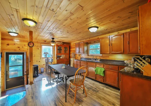 Photo 4 of Single family home for sale at 624 N 10th Street, Brainerd, MN 56401 | MLS# 7121656 | Listing updated on 2026-08-24