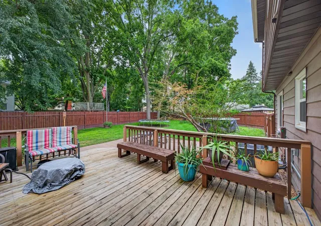 Photo 3 of Single family home for sale at 4015 Mary Ln Nw, Rochester, MN 55901 | MLS# 7121663 | Listing updated on 2026-09-22