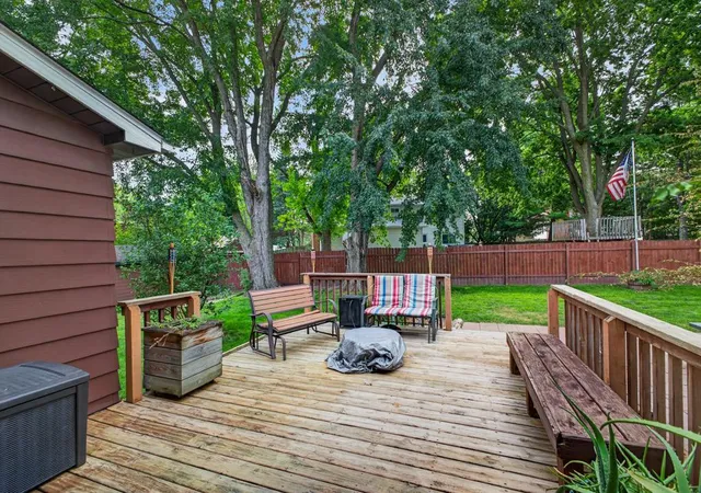 Photo 3 of Single family home for sale at 4015 Mary Ln NW, Rochester, MN 55901 | MLS# 7121663 | Listing updated on 2026-10-05