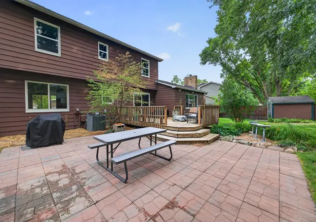 Photo 4 of Single family home for sale at 4015 Mary Ln NW, Rochester, MN 55901 | MLS# 7121663 | Listing updated on 2026-10-05