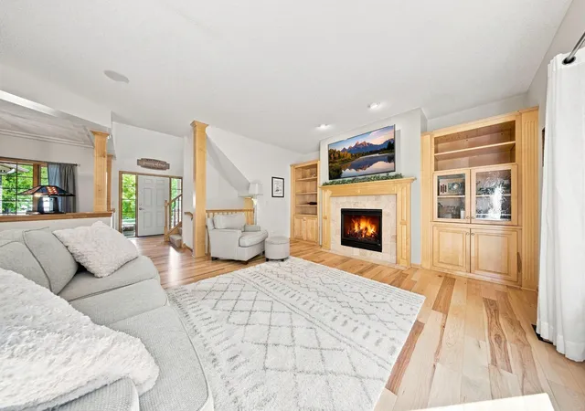 5th image of 605 Knollwood Dr, Hudson, WI 54016 | MLS# 7121686