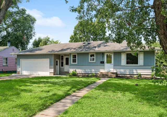 1st image of 6921 Major Ave N, Minneapolis, MN 55429 | MLS# 7121693