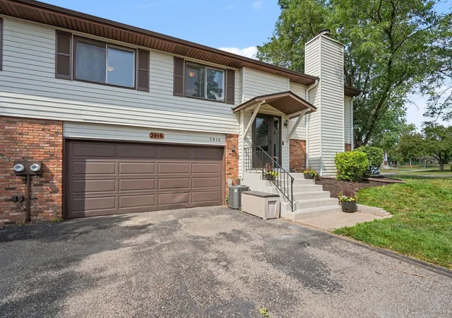 1st image of 3916 Gershwin Ave N, Saint Paul, MN 55128 | MLS# 7121721