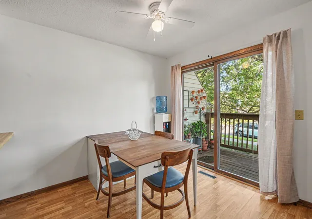 4th image of 3916 Gershwin Ave N, Saint Paul, MN 55128 | MLS# 7121721