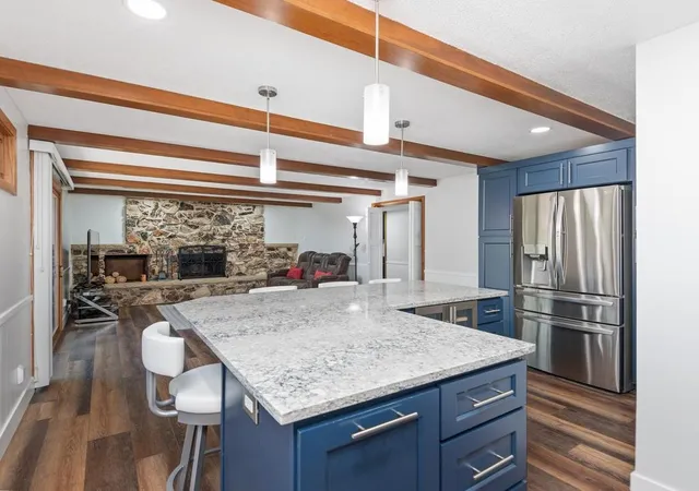Photo 2 of Single family home for sale at 100 Marcin Ln, Burnsville, MN 55337 | MLS# 7121726 | Listing updated on 2026-10-20