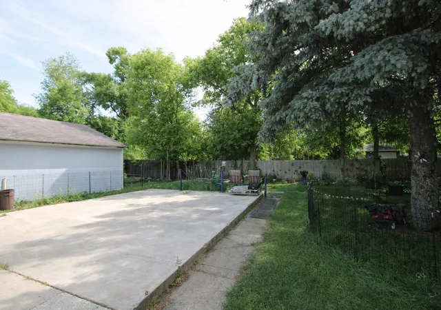 Photo 4 of Single family home for sale at 420 14th Street S, Moorhead, MN 56560 | MLS# 7121728 | Listing updated on 2026-08-07