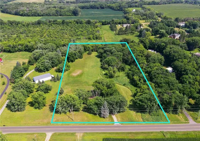 1st image of 918 County Rd 92 N, Maple Plain, MN 55359 | MLS# 7121746