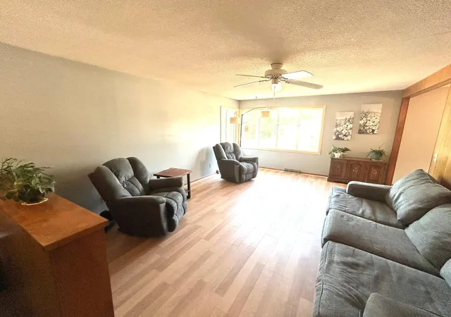 Photo 2 of Sale Pending at 1025 9th Street Sw, Wadena, MN 56482 | MLS# 7121755 | Listing updated on 2026-10-10