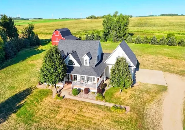 Photo 1 of Single family home for sale at 2980 County Rd 101, Hendricks, MN 56136 | MLS# 7121759 | Listing updated on 2026-10-23