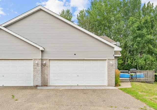 1st image of 6 Nina Ct Sw, Isanti, MN 55040 | MLS# 7121766
