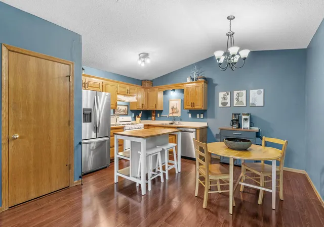 3rd image of 6 Nina Ct Sw, Isanti, MN 55040 | MLS# 7121766