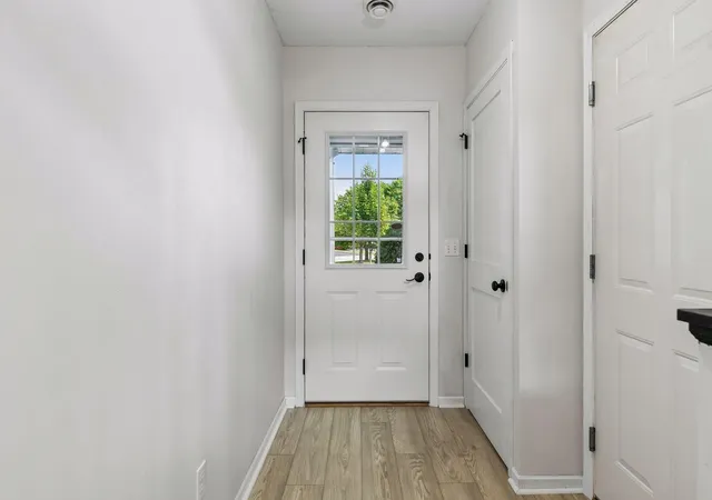 Photo 2 of Single family home for sale at 5193 Farnham Dr N, Hugo, MN 55038 | MLS# 7121770 | Listing updated on 2026-09-29