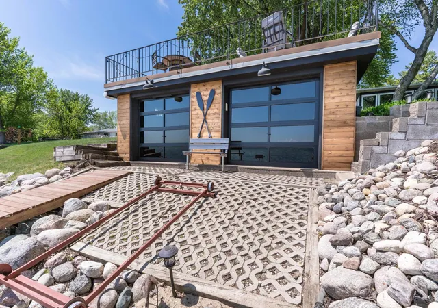 Photo 2 of Single family home for sale at 736 Shorewood Dr, Detroit Lakes, MN 56501 | MLS# 7121772 | Listing updated on 2026-08-08
