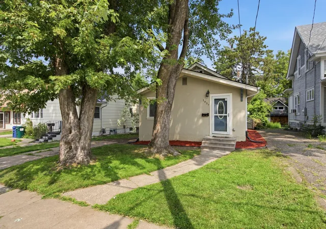 2nd image of 1037 Gould Ave Ne, Minneapolis, MN 55421 | MLS# 7121779