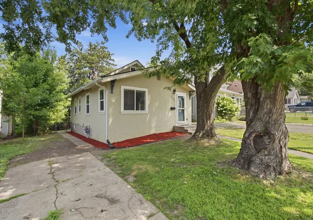 3rd image of 1037 Gould Ave Ne, Minneapolis, MN 55421 | MLS# 7121779