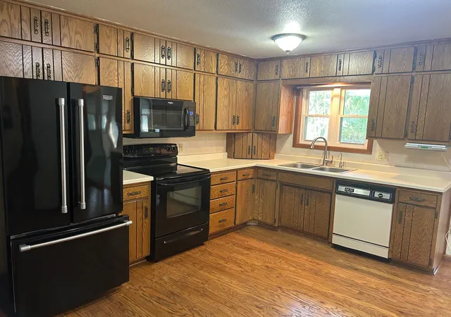 Photo 2 of Single family home for sale at 602 N Madison St, Minneota, MN 56264 | MLS# 7121808 | Listing updated on 2026-08-11