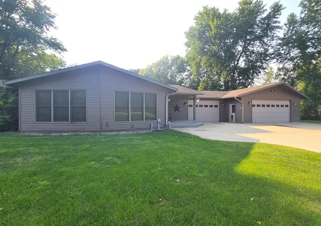 Photo 1 of Single family home for sale at 4488 Ferndale Rd, Rushford, MN 55971 | MLS# 7121841 | Listing updated on 2026-08-09